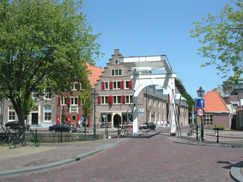 Tattoo shops en tatoeëerders in Hoorn